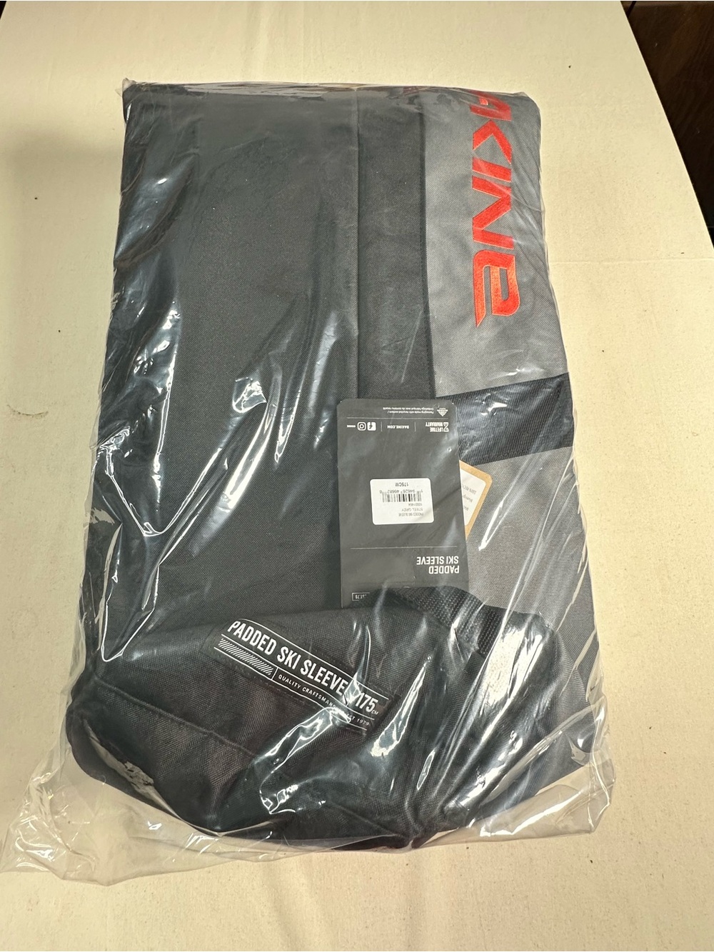 Dakine Padded Ski Sleeve 175cm Color: steel grey ($120 msrp)